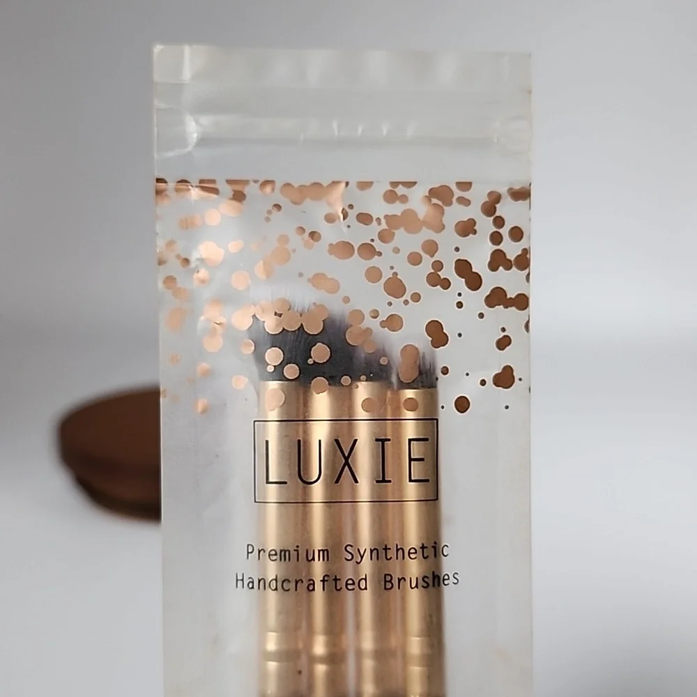Luxie Luminous 4 Piece Gold Eyeshadow Brush Set